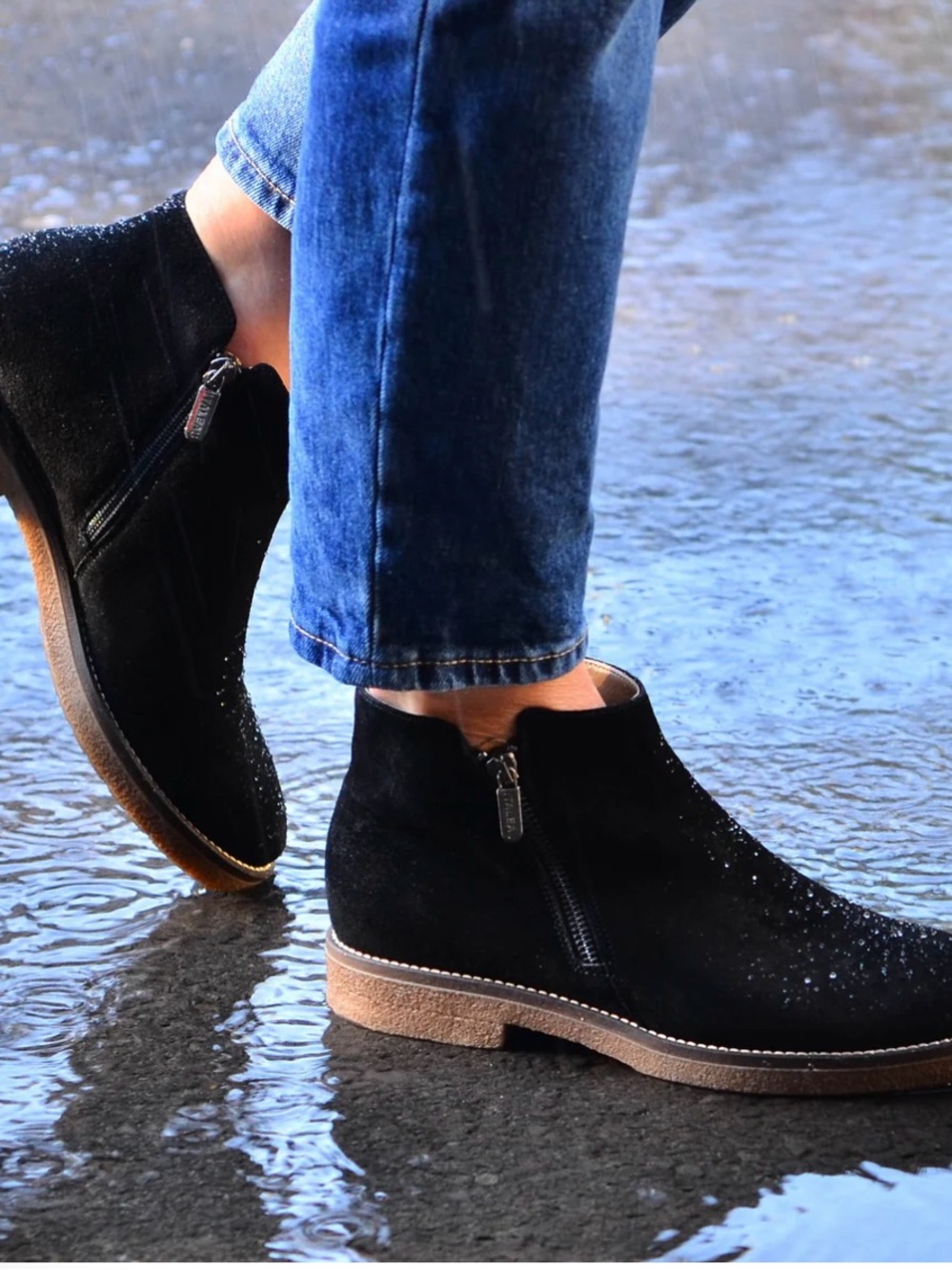 ITALEAU Black Suede waterproof FOLIANA Ankle Boots size 7.5